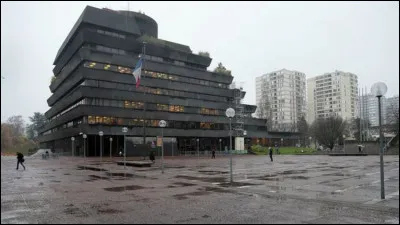 Sa préfecture est Bobigny :