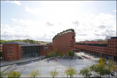 Sa préfecture est Evry :