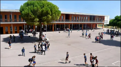 Personne 1 : Tu n'as pas 13 ans, si ? 
Que répond la personne 2 au "si" ?