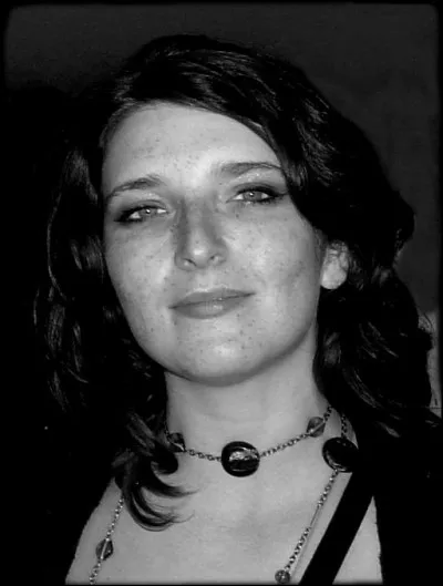 Et qui a fait les dessins pour tous les autres tomes ?