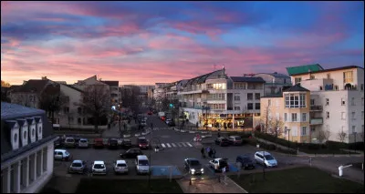 Athis-Mons et Palaiseau sont des villes du département :
