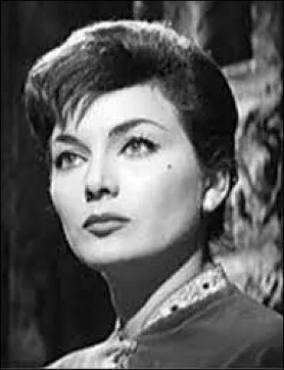 Quel est le nom de cette lady ?