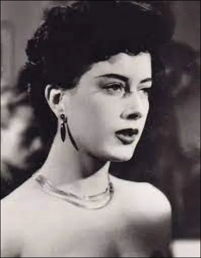 Quel est le nom de cette lady ?