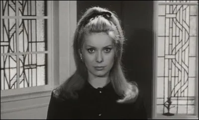 Dans quel film Catherine Deneuve joue-t-elle Denise ?