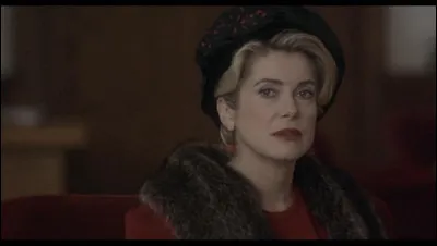 Dans quel film Catherine Deneuve joue-t-elle Gabrielle Develay ?