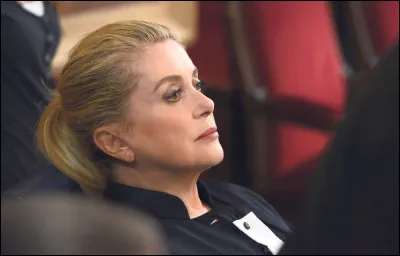 Dans quel film Catherine Deneuve est-elle une juge des enfants ?