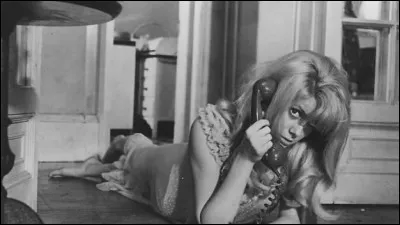 Dans quel film Catherine Deneuve est-elle schizophrène ?