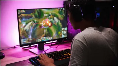 Quel est le nom d'un jeu vidéo de construction populaire ?