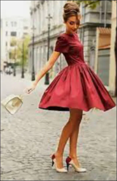 Pour aller en soir&eacute;e, quelle tenue porterais-tu ?