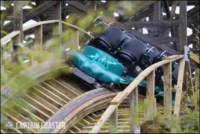 Qui est le constructeur de ce coaster ?
(Tonnerre 2 Zeus)