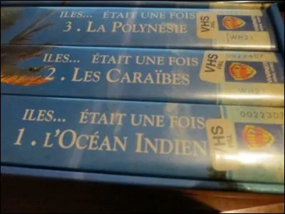 Je ne les garde pas pour me faire remarquer - Ni parce que je trouve ça beau - Mais parce que ça me plaît !