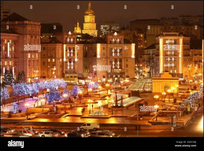 Tout le monde change de trottoir- On n'a pas l'air viril - Mais on fait peur à voir !