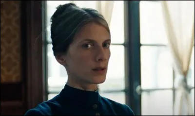 Dans quel film Mélanie Laurent est-elle infirmière dans une clinique neurologique ?