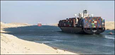 Dans quel pays le canal de Suez est-il situé ?
