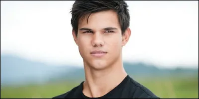 Jacob Black est un loup-garou appartenant à la tribu :
