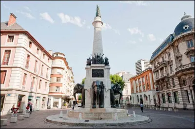 Sa préfecture est Chambéry :
