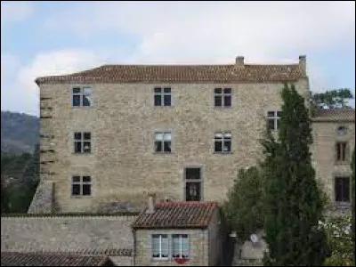 Nous terminons notre balade dans le massif des Corbières, à Villar-en-Val. Petit village Audois de 24 habitants, il se situe en région ...