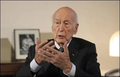 Valéry Giscard d'Estaing a été député français.