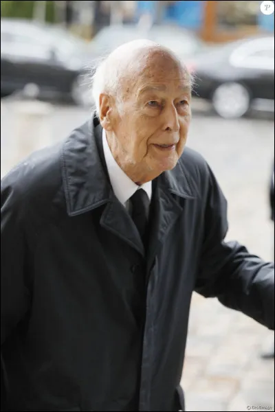 En août 1944, il a participé à la libération de Paris.