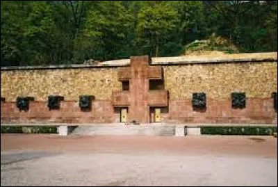 Dans quel département irez-vous au Mont Valérien, haut-lieu de la mémoire nationale et de la résistance ?