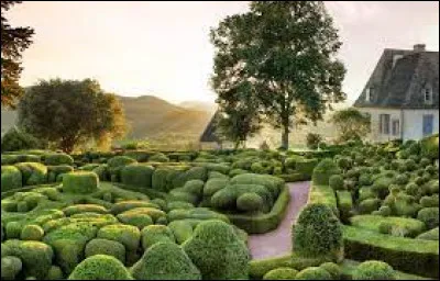 Quel est le nom de cet ensemble de jardins situé en Dordogne ?