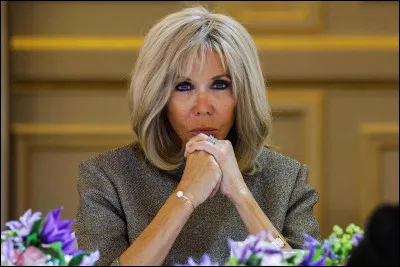 Quelles disciplines Brigitte Macron enseignait-elle ?