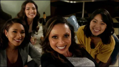 Comment s'appelle la copine de Joe West, la mère de Jenna ?