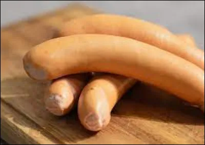 Quelles sont les deux viandes qui composent la knack ?