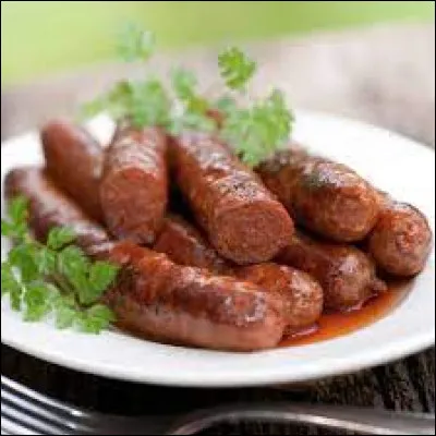 C'est une saucisse rouge épicée, souvent cuite au barbecue, il s'agit de la...