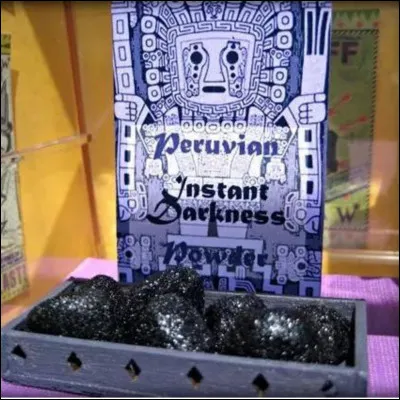 Pourquoi Harry utilise-t-il de la poudre d'Obscurité Instantanée du Pérou dans le Poudlard Express, dans « Harry Potter 6 » ?