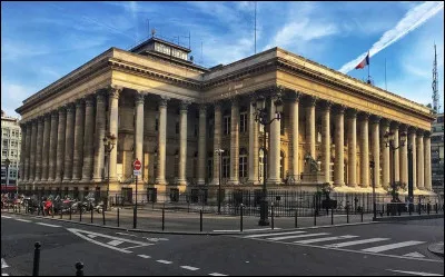Le palais Brongniart, édifice de style néoclassique, qui accueillait la Bourse, se trouve dans le ... arrondissement.