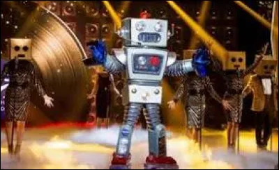 Dans quelle saison y avait-il le costume du robot ?