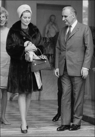 Combien de gouvernements Georges Pompidou a-t-il formés ?