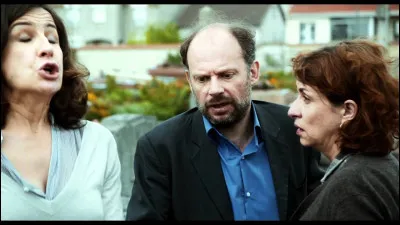 Dans quel film un homme qui avait délaissé sa mère apprend-il sa mort ?