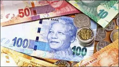 Quelle est la monnaie nationale de ce pays depuis 2007 ?