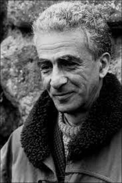 Quel était le métier de Kateb Yacine ?