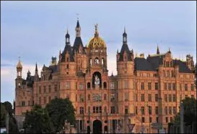 Quel est le nom de ce château situé en Allemagne ?
