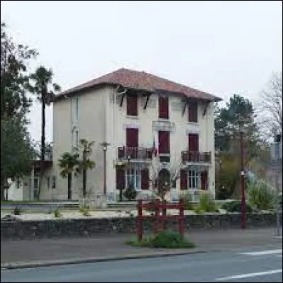 Je vous emm&egrave;ne en Nouvelle-Aquitaine, &agrave; Labatut. Commune de l'arrondissement de Dax, sur le Gave de Pau, elle se situe dans le d&eacute;partement ...