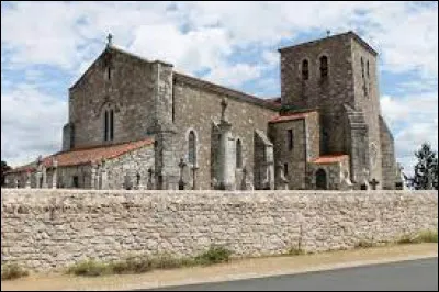 Vous avez sur cette image l'&eacute;glise Notre-Dame-de-l'Assomption, aux Ch&acirc;telliers-Ch&acirc;teaumur. Ancienne commune Vend&eacute;enne, elle se situe en r&eacute;gion ...