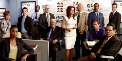 Sharon Raydor succéde à Brenda Leigh Johnson après son départ.