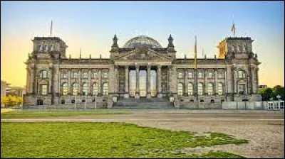 Quel est le nom de ce monument abritant l'assemblée parlementaire allemande ?