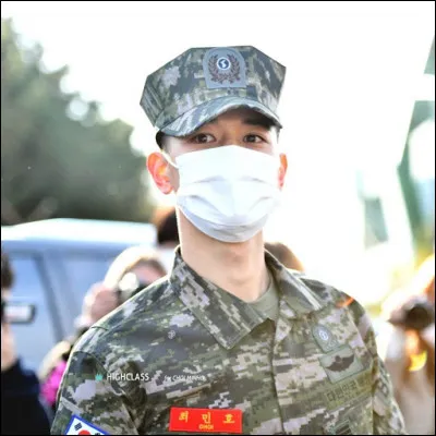 A-t-il déjà effectué son service militaire ?
(18 mai 2022)