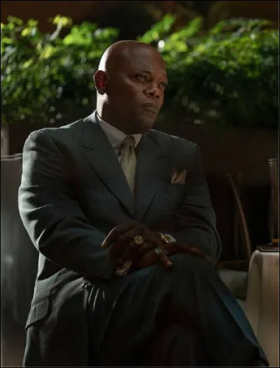 Dans quel film Samuel L. Jackson est-il un entrepreneur qui est obligé d'engager un homme blanc pour diriger son entreprise ?