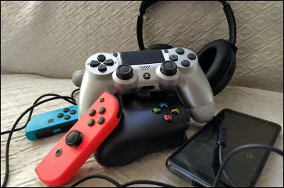 À l'univers de quel personnage appartient le jeu vidéo "Skyward Sword" sorti en 2011 ?