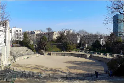 Dans quel arrondissement irez-vous pour voir les arènes de Lutèce ?