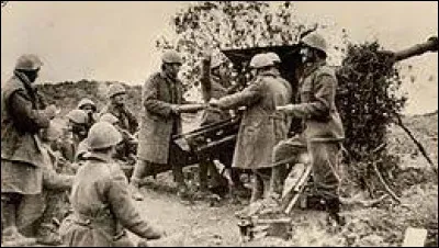 Quel pays a été envahi par l'Italie le 28 octobre 1940 ?