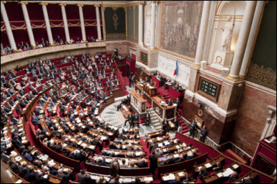 Pour combien de temps les députés sont-ils élus, autrement dit, quelle est la durée d'une législature en France ?