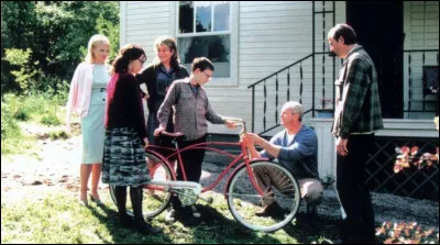 Dans quel film une femme perdant la vue économise-t-elle pour pouvoir faire opérer son fils ?