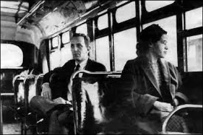 En quelle année Rosa Parks est-elle décédée ?