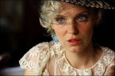 Quel est le nom de cette actrice ?